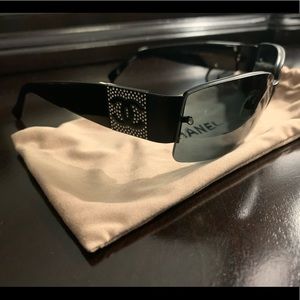 Authentic CHANEL 4117 B Sunglasses Black